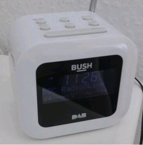 Bush dab ukw radio wecker - bush,