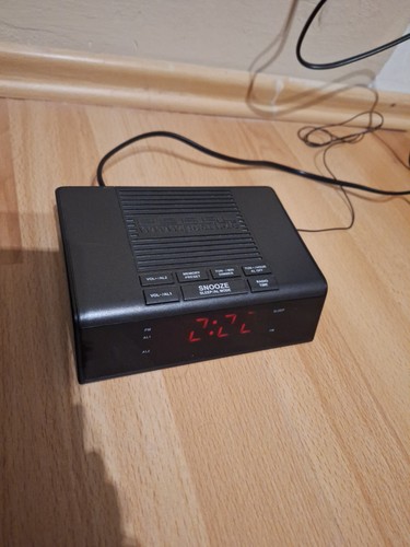 Pearl ukw radiowecker 333 - ukw,