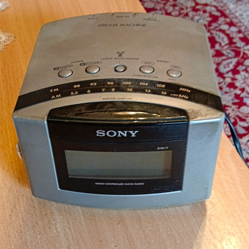 Sony dream machine radiowecker - sony,